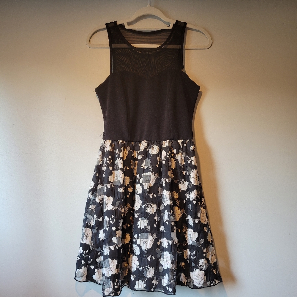 🌻4 For $10🌻 ECLIPSE | Floral Dress